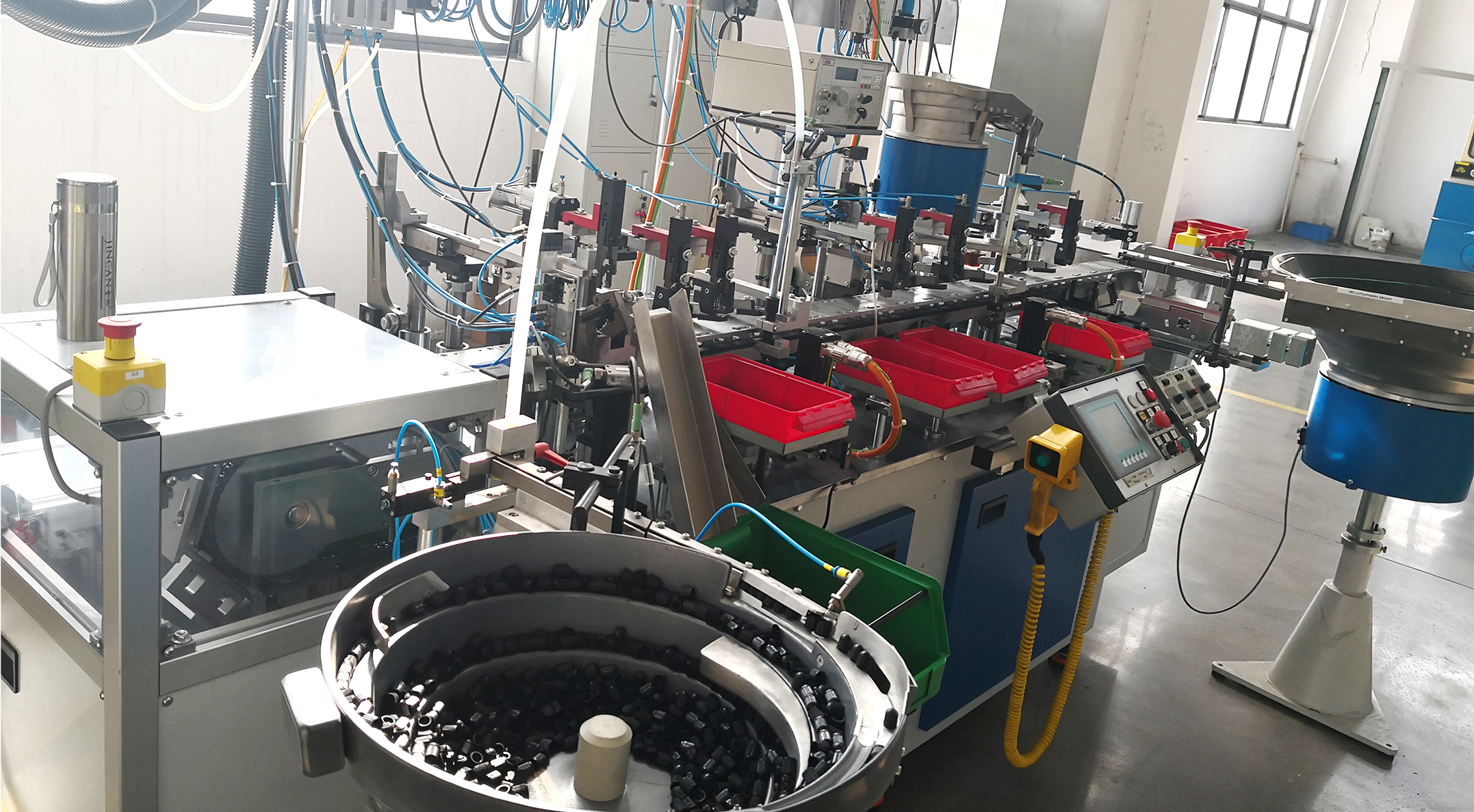 Advanced equipment for Tubeless valve production 02