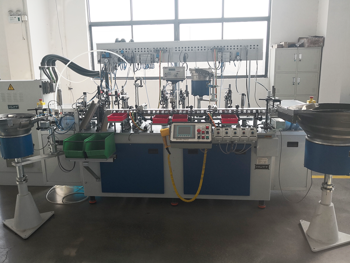 Advanced equipment for Tubeless valve production